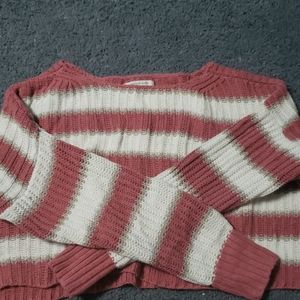 Crop top sweater